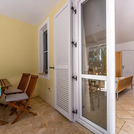 Holiday home Wunderschoene Gardenia In Istrien *
